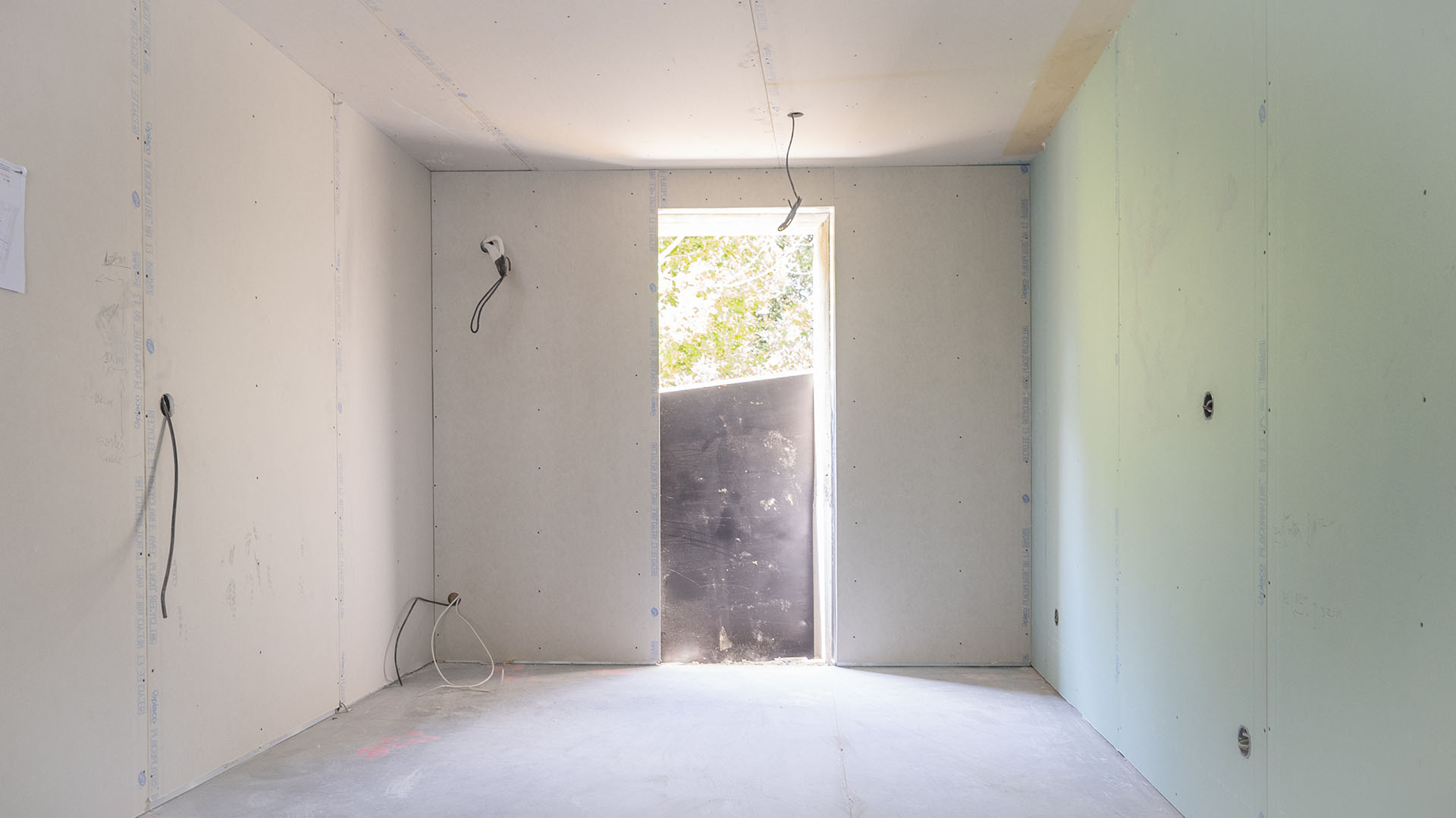 Rénovation intérieure peinture Mollégès